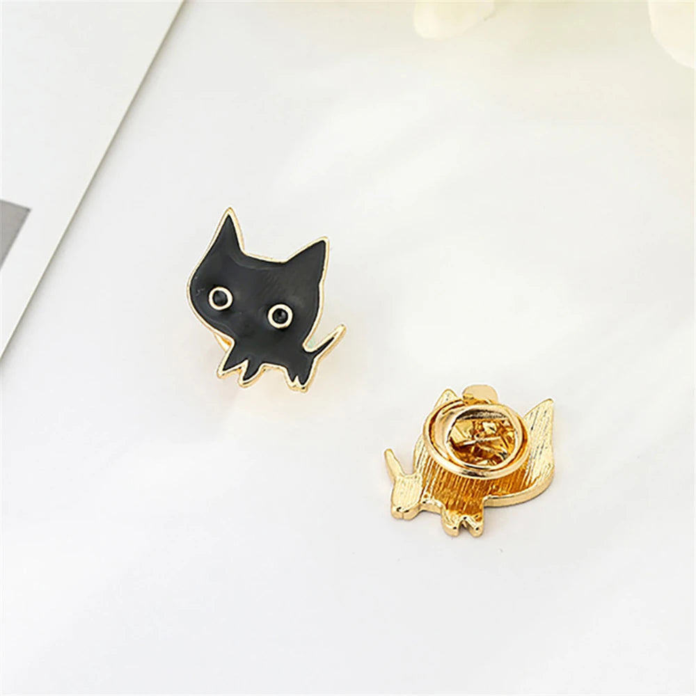 2PCS Cute Cat Pins – Friendship Black & White Kitten Brooches