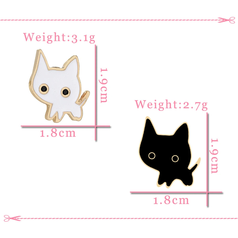 2PCS Cute Cat Pins – Friendship Black & White Kitten Brooches