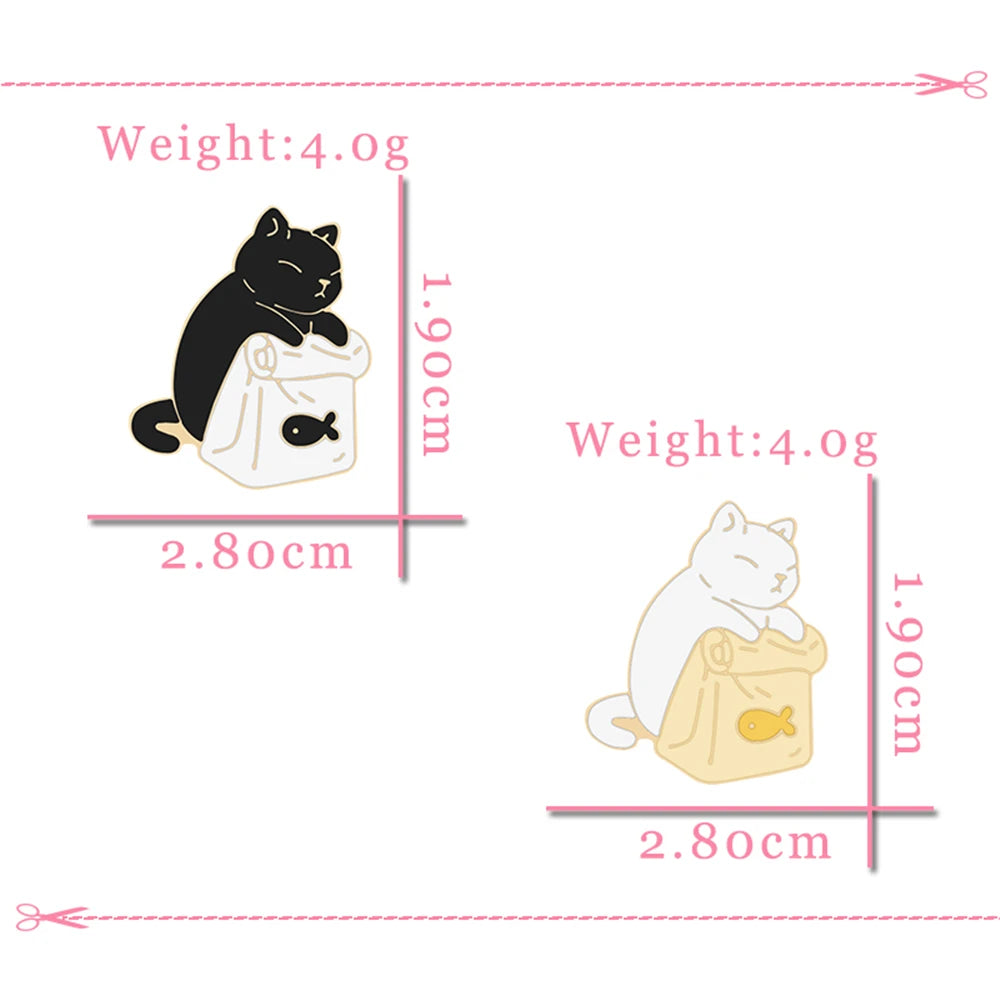 2PCS Cute Cat Pins – Friendship Black & White Kitten Brooches