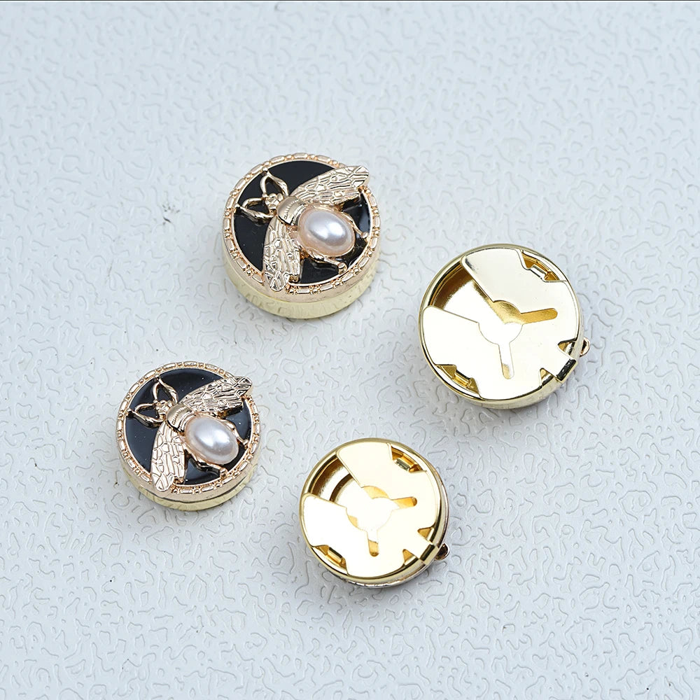 2PCS Pearl Bee Button Covers – Elegant Round Cufflink Style Shirt & Dress Accessories