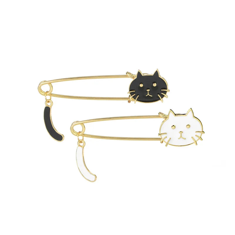 2PCS Cute Cat Pins – Friendship Black & White Kitten Brooches