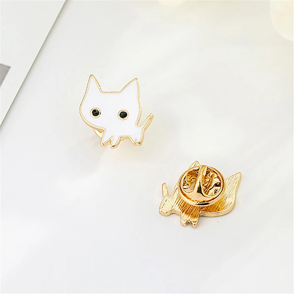 2PCS Cute Cat Pins – Friendship Black & White Kitten Brooches