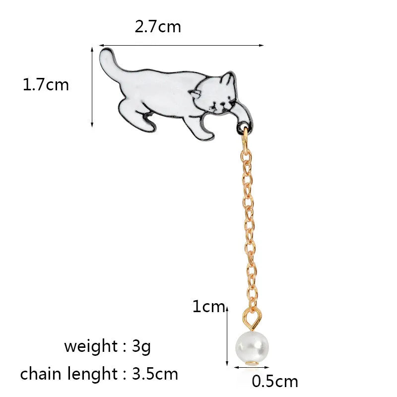 Small Cat Enamel Brooch – Cute Backpack & Collar Pin