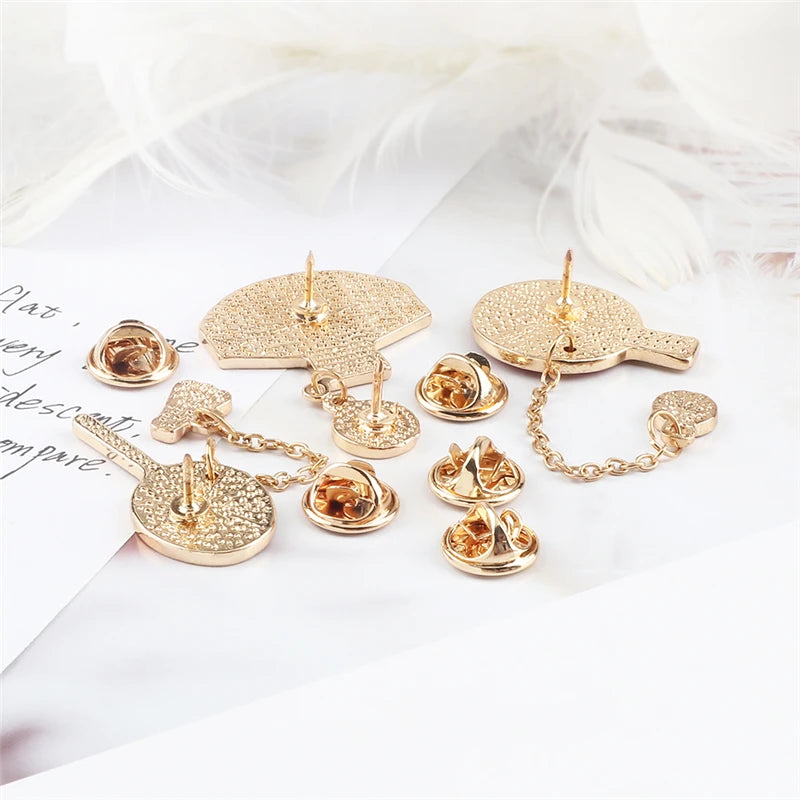 Sports Ball Brooch with Chain – Basketball, Badminton & Tennis Pin for Bags & Jackets