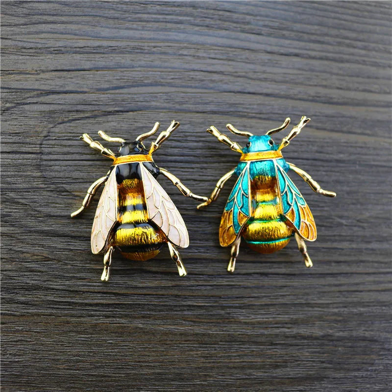 Charming Bumblebee Lapel Brooch
