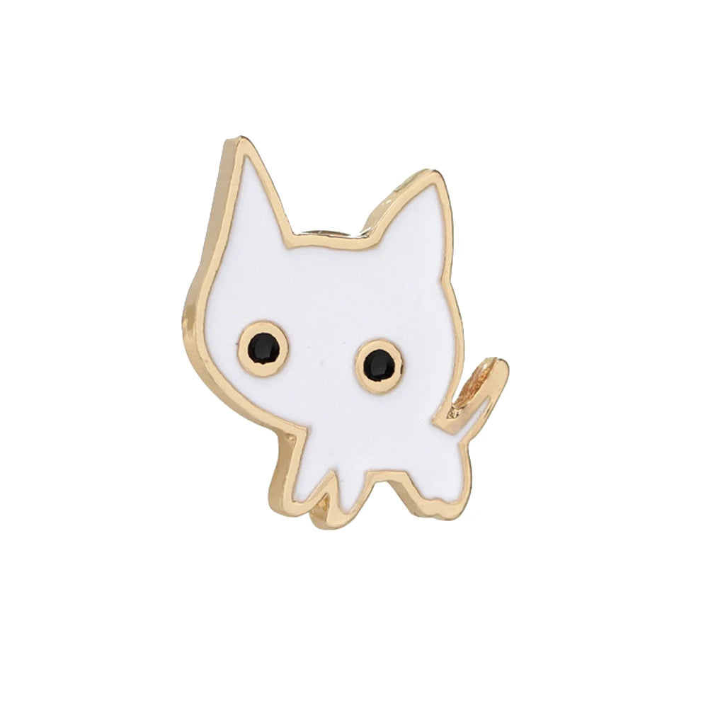 Cute Black & White Cat Enamel Pin – Funny Kitty Brooch