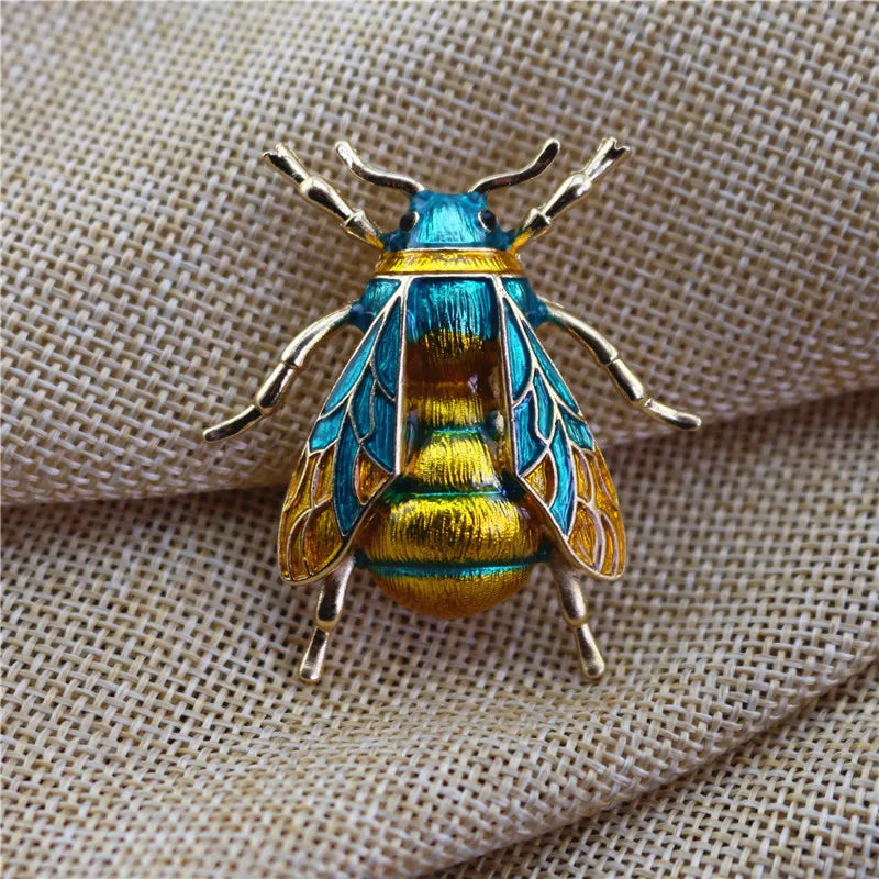 Charming Bumblebee Lapel Brooch