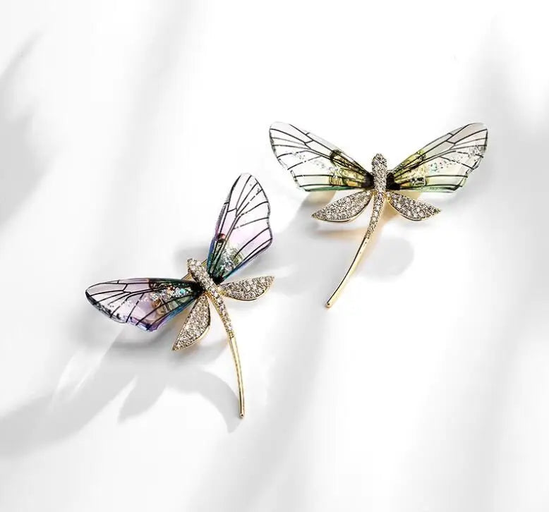 Vintage Dragonfly Brooch – Elegant Insect Pin for Women