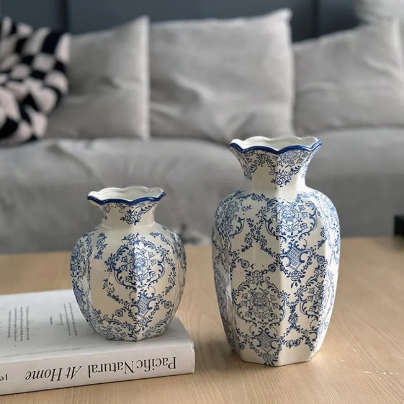 Flora Grace – Chic Ceramic Vase for Bouquets