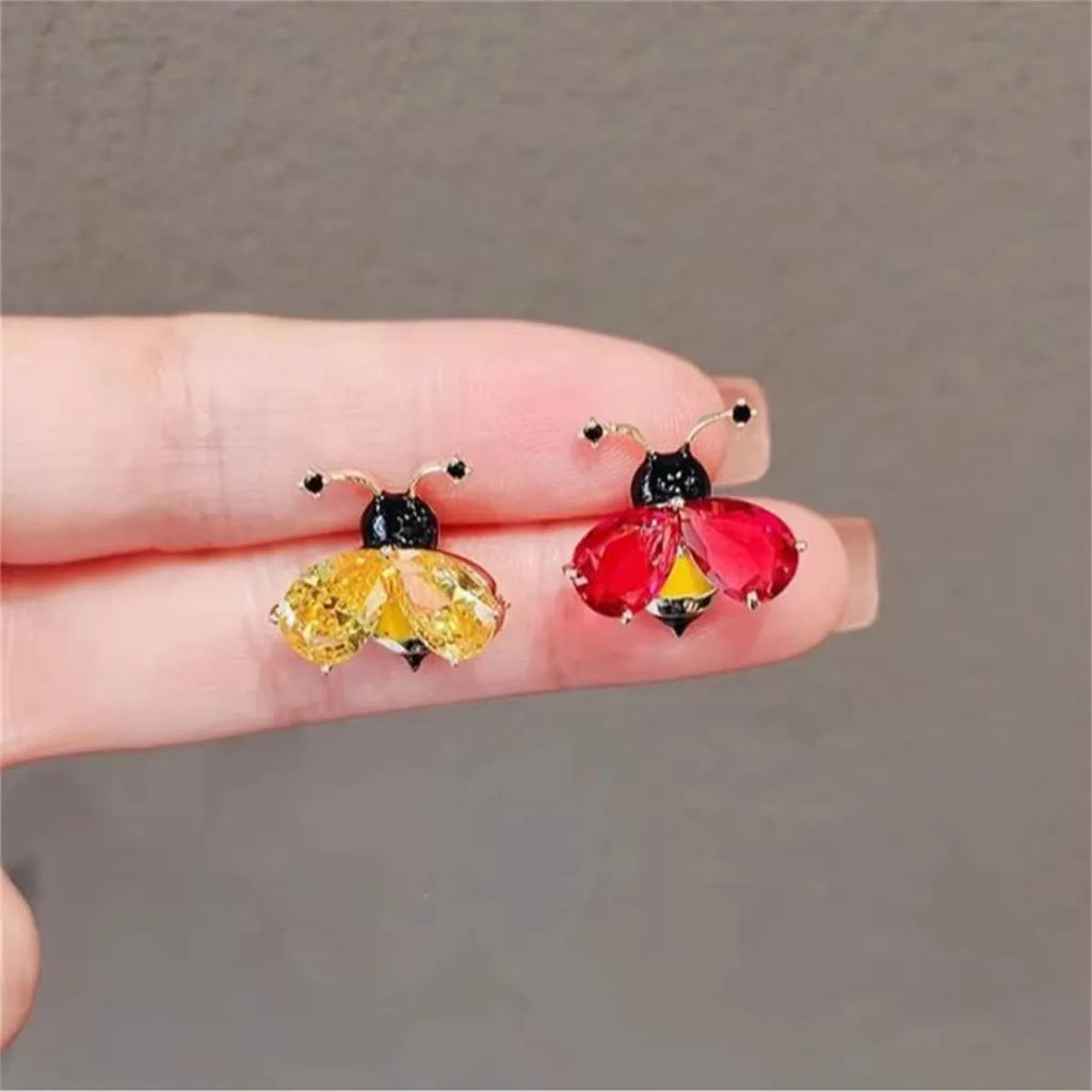 Elegant Bee Brooch – Fashion Jewelry Gift