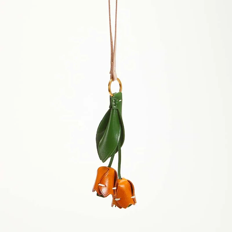 Floral Cowhide Bag Charm – Elegant Leather Pendant