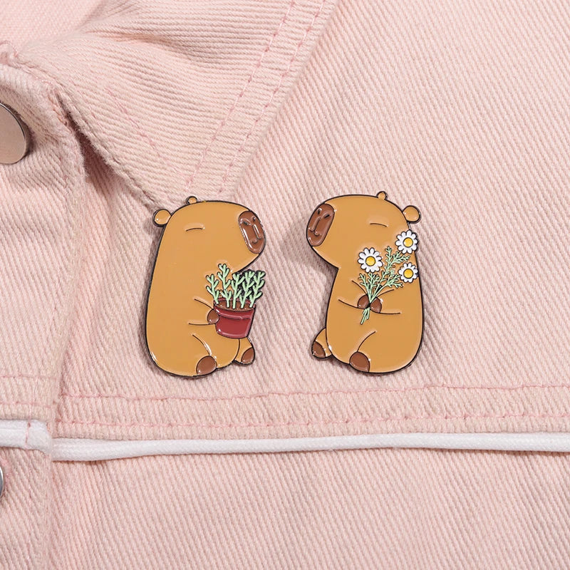 Capybara Love Enamel Pin – Cute Couple Brooch