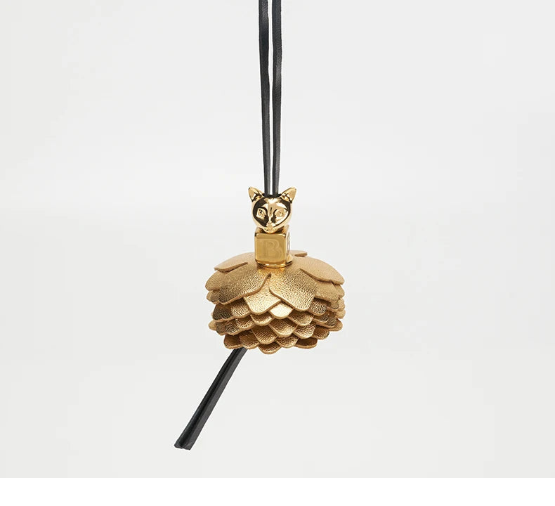 Versatile Cat-Shaped Leather Keychain & Bag Decoration
