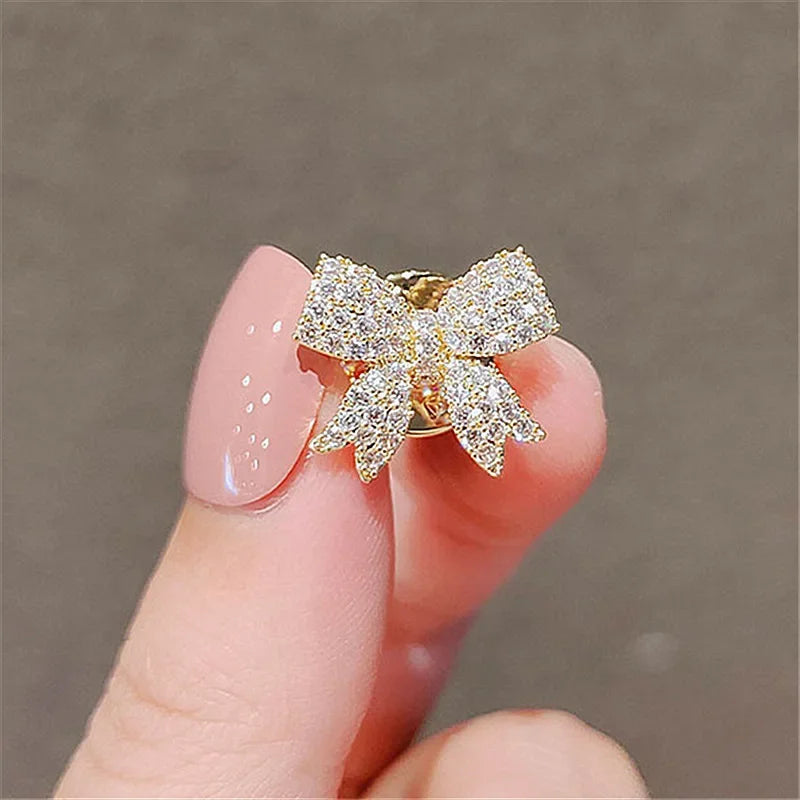 Floral & Ribbon Brooch Collection