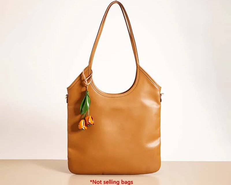 Floral Cowhide Bag Charm – Elegant Leather Pendant