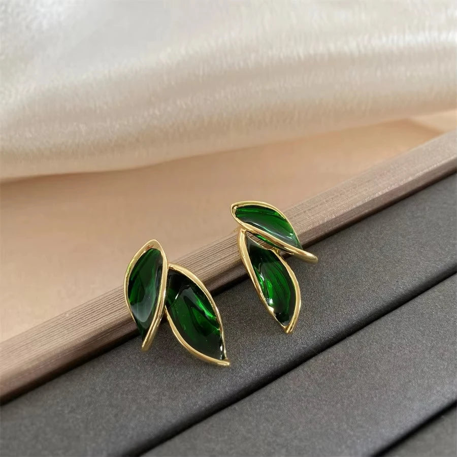 Korean Vintage Leaf Studs