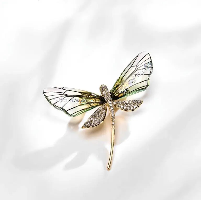 Vintage Dragonfly Brooch – Elegant Insect Pin for Women