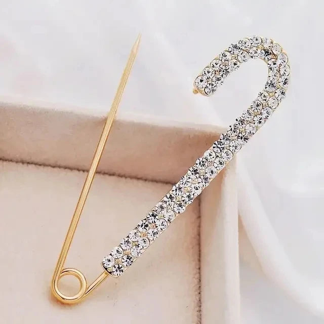 Exquisite Green Crystal Butterfly Brooch – Elegant Jewelry Gift for Women & Girls