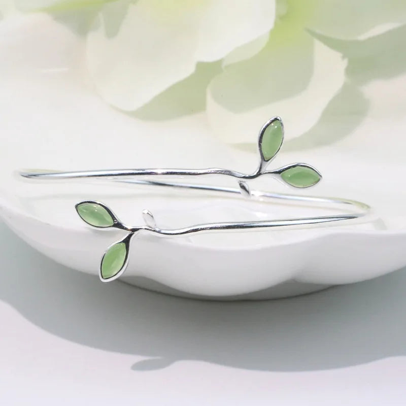 Sterling Silver Green Leaf Bracelet – Elegant Nature Bangle