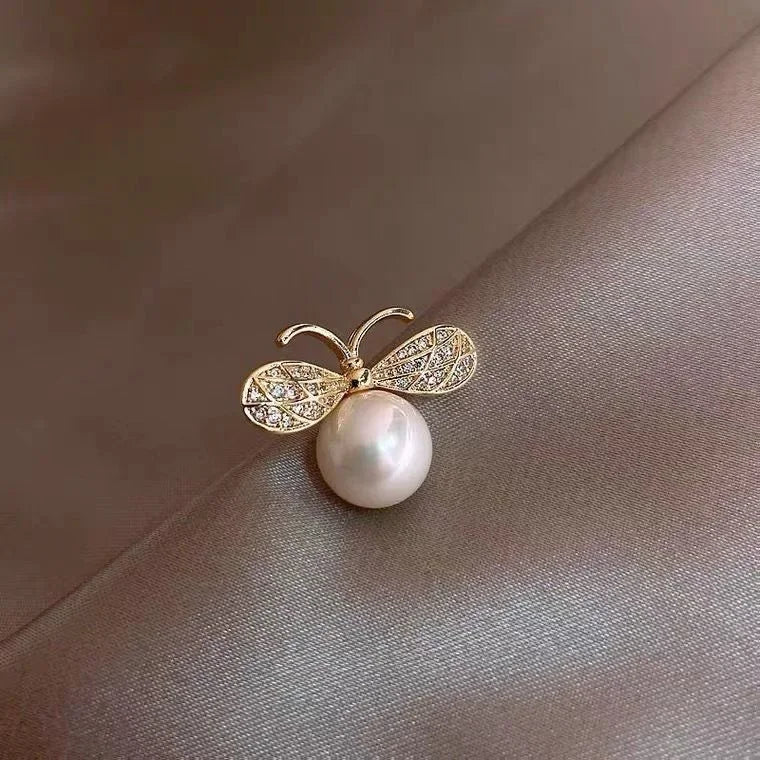 Floral & Ribbon Brooch Collection