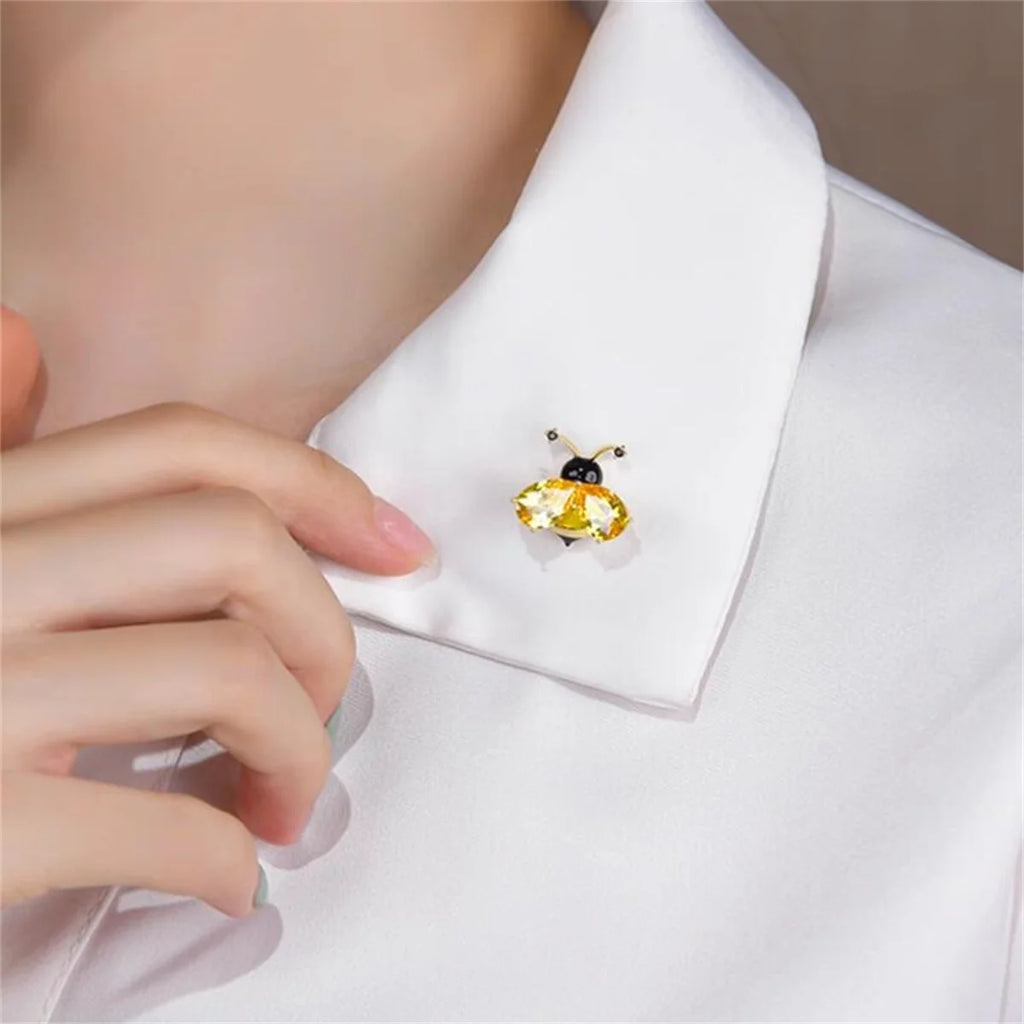Elegant Bee Brooch – Fashion Jewelry Gift
