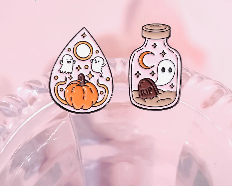 Halloween Ghost & Pumpkin Enamel Pin – Spooky Tarot Brooch Lapel Badge