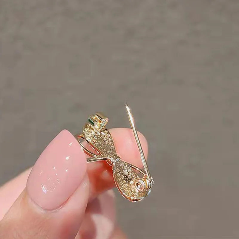 Floral & Ribbon Brooch Collection