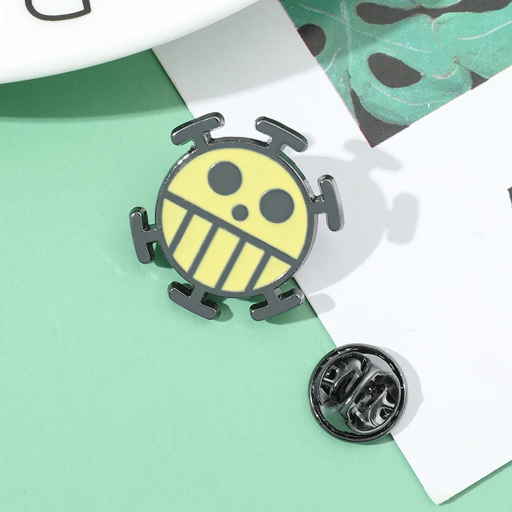 One Piece Enamel Brooch – Monkey D. Luffy Skull Lapel Pin for Bags & Jackets