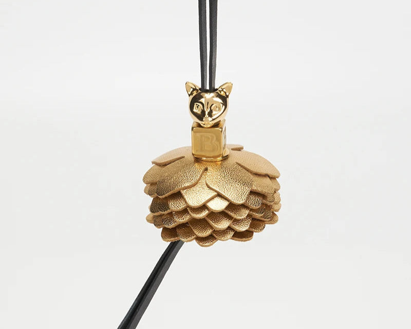 Versatile Cat-Shaped Leather Keychain & Bag Decoration