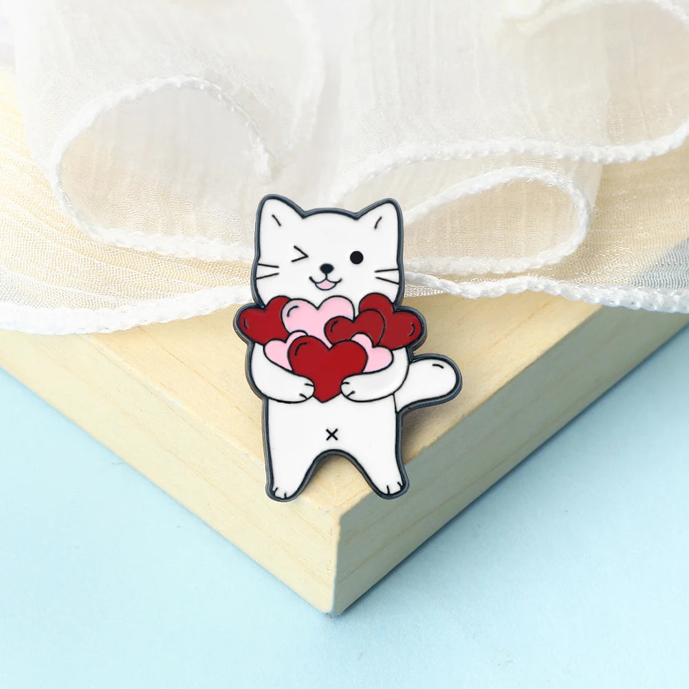 Winking Cat Couple Enamel Brooch – Sweet Kitten Lapel Pin Gift