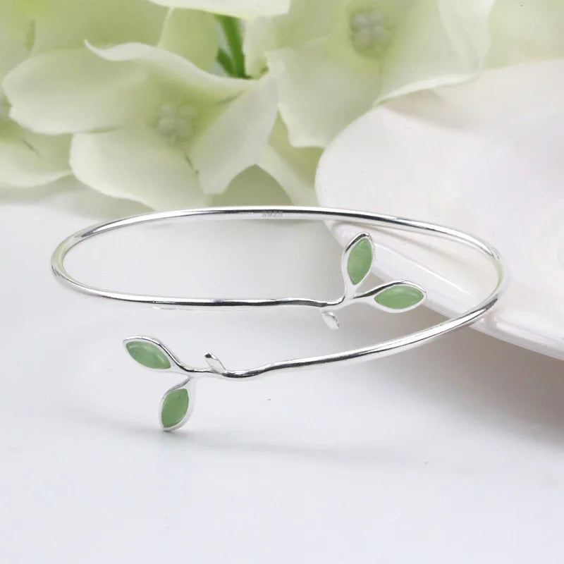 Sterling Silver Green Leaf Bracelet – Elegant Nature Bangle