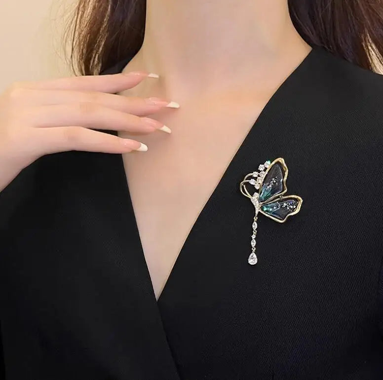 Exquisite Green Crystal Butterfly Brooch – Elegant Jewelry Gift for Women & Girls