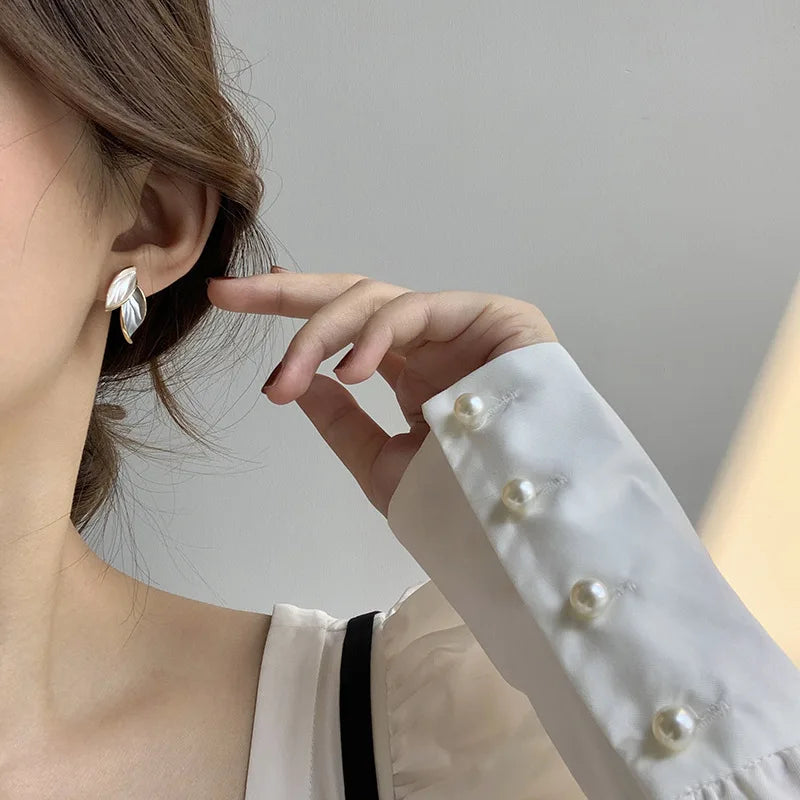 Korean Vintage Leaf Studs