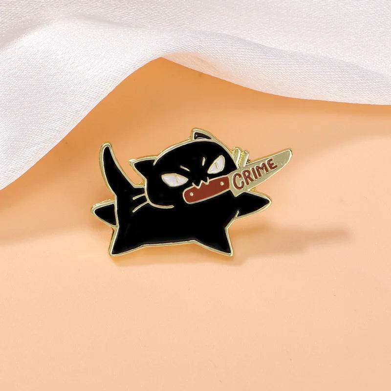 Black Cat with Knife Enamel Pin – Funny Cartoon Brooch for Clothes, Bags & Hats