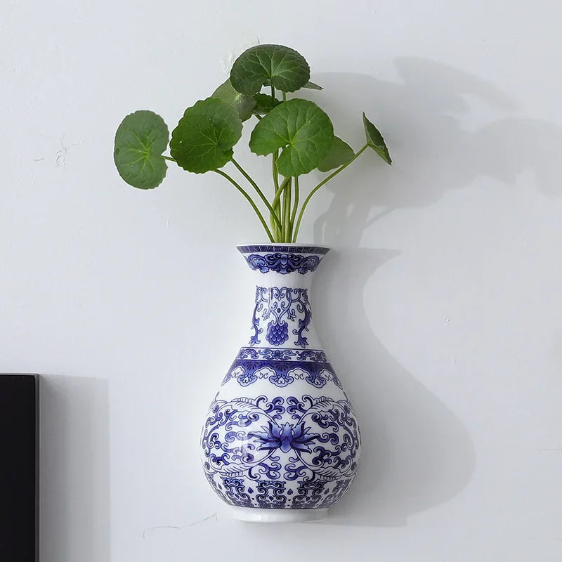 Vintage-Inspired Ceramic Vases – Handcrafted Charm