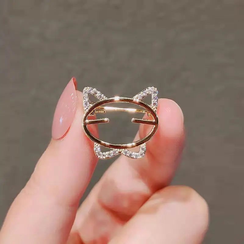 Floral & Ribbon Brooch Collection