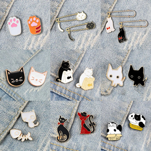 2PCS Cute Cat Pins – Friendship Black & White Kitten Brooches