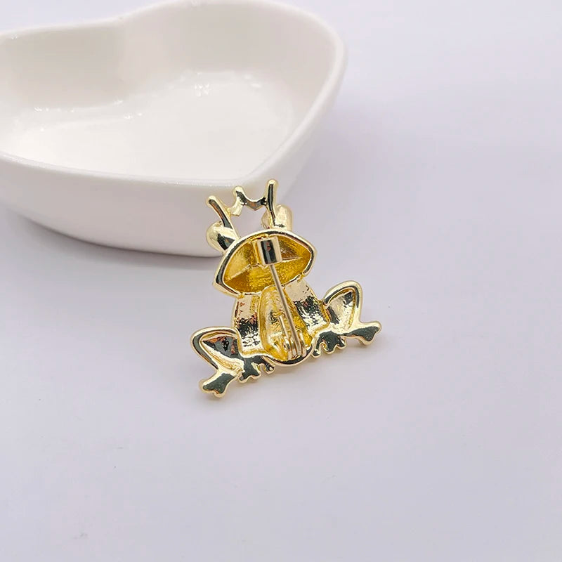 Flying Bird Brooch Pin