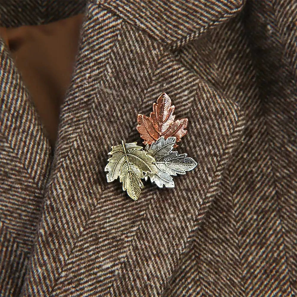 Maple Leaf Brooch Pin – Women’s Vintage Fashion Jewelry