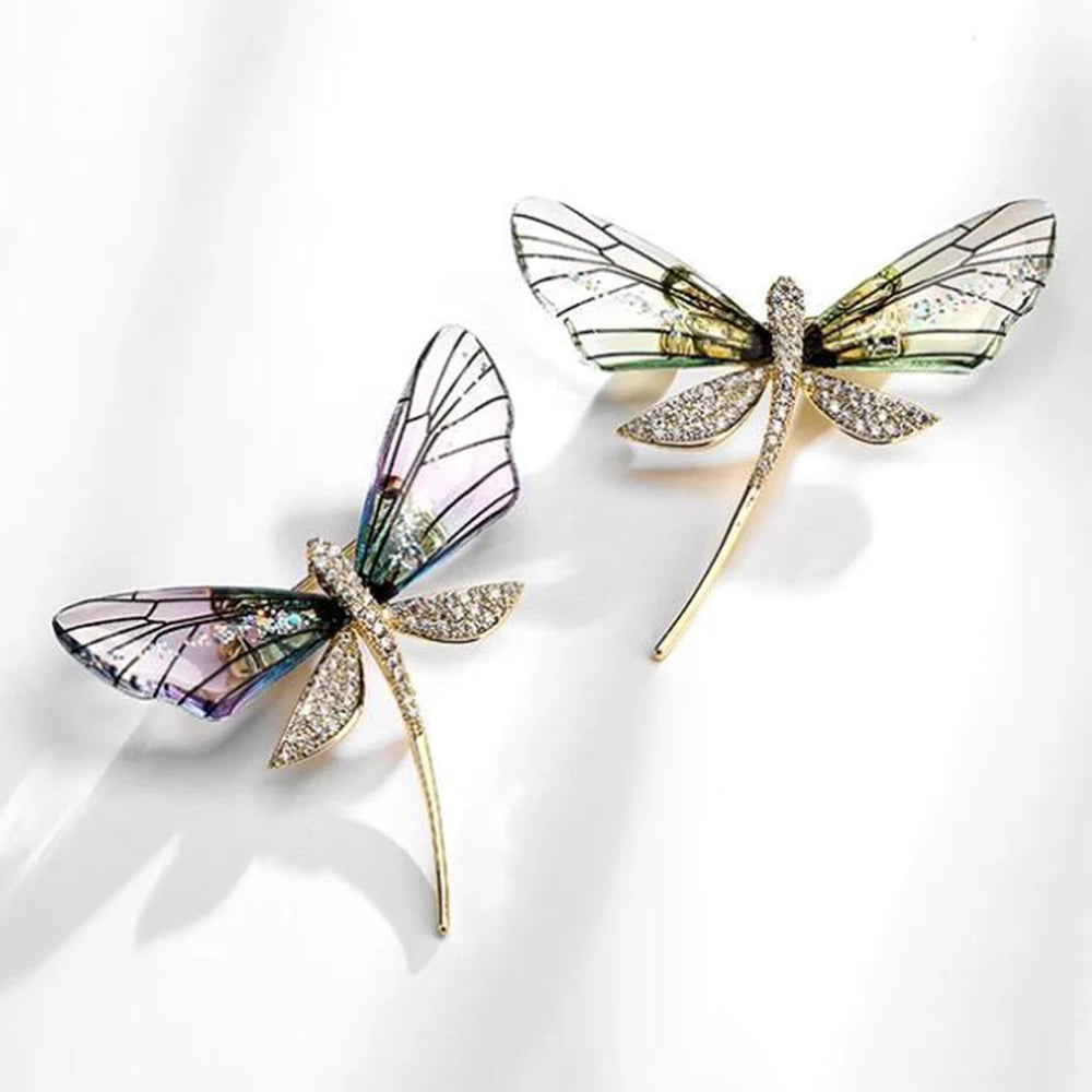 Vintage Dragonfly Brooch – Elegant Insect Pin for Women