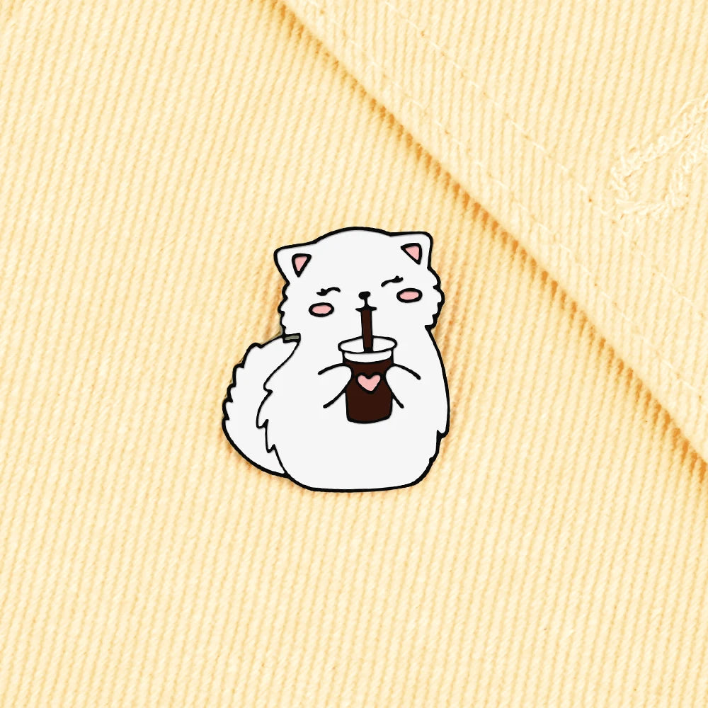 Cute White Kitten Enamel Pin – Cola Cat Brooch for Kids & Friends