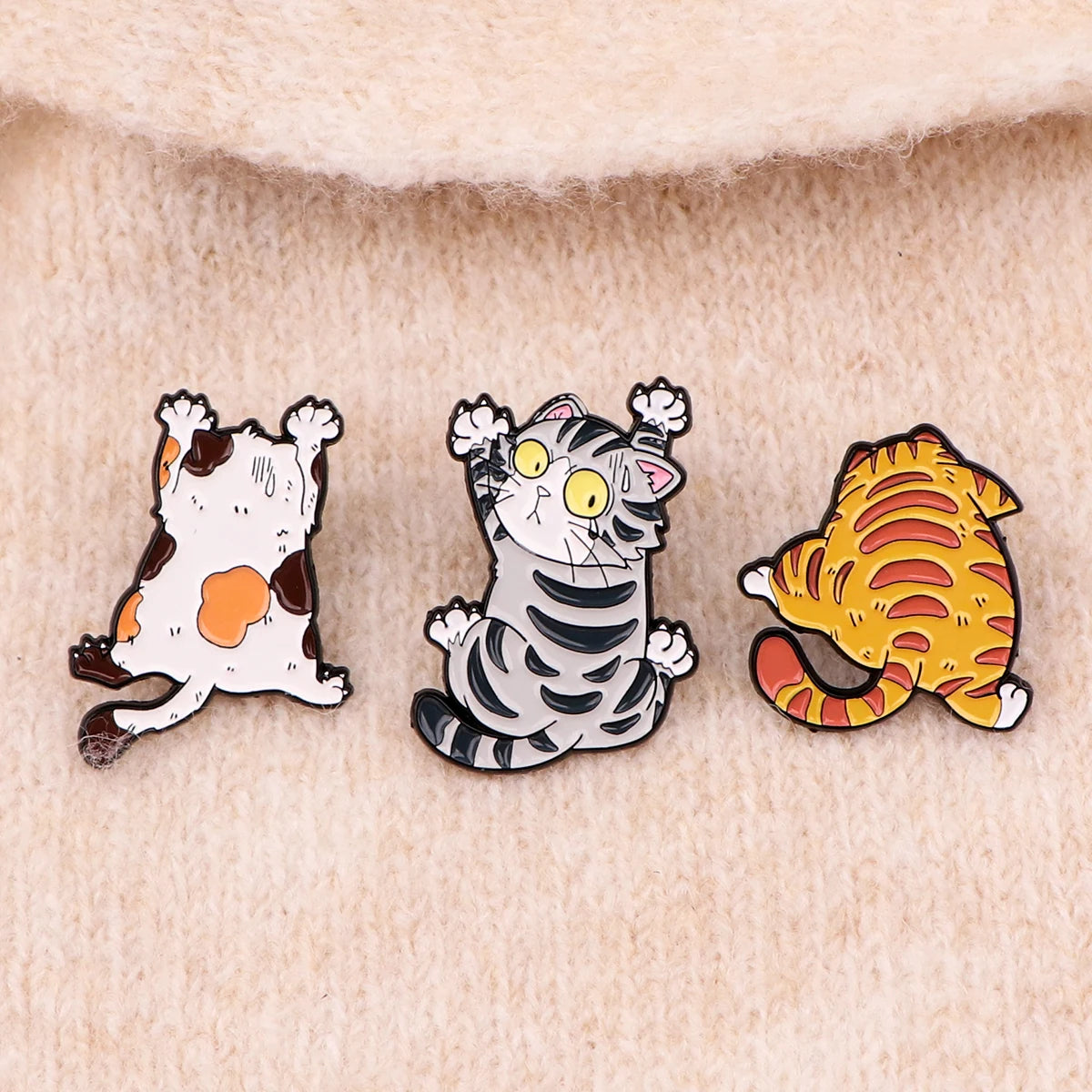 Kawaii Cat Enamel Pin – Cute Animal Brooch
