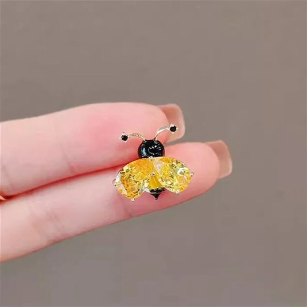 Elegant Bee Brooch – Fashion Jewelry Gift