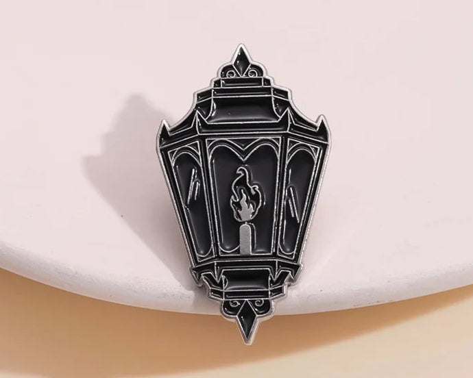 Black Lantern Pin – Gothic Enamel Brooch for Halloween & Everyday Style