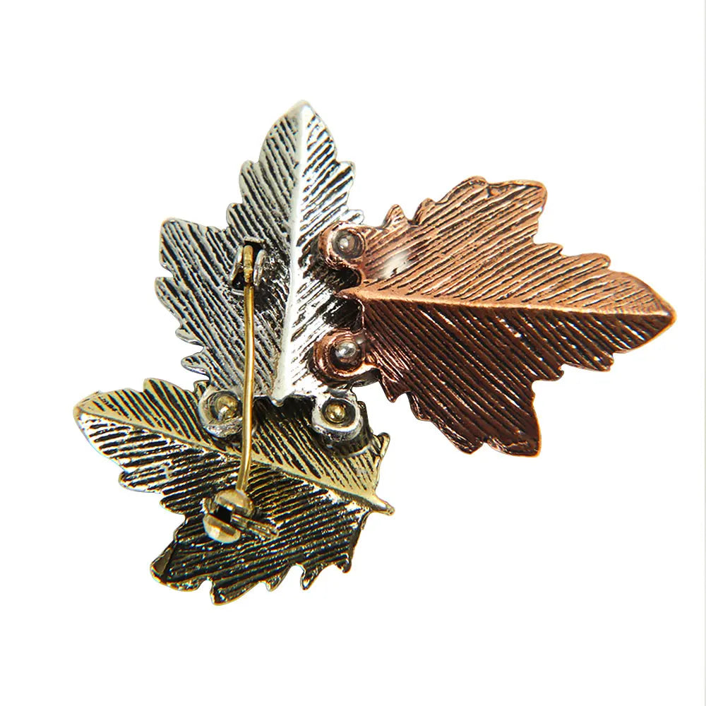 Maple Leaf Brooch Pin – Women’s Vintage Fashion Jewelry