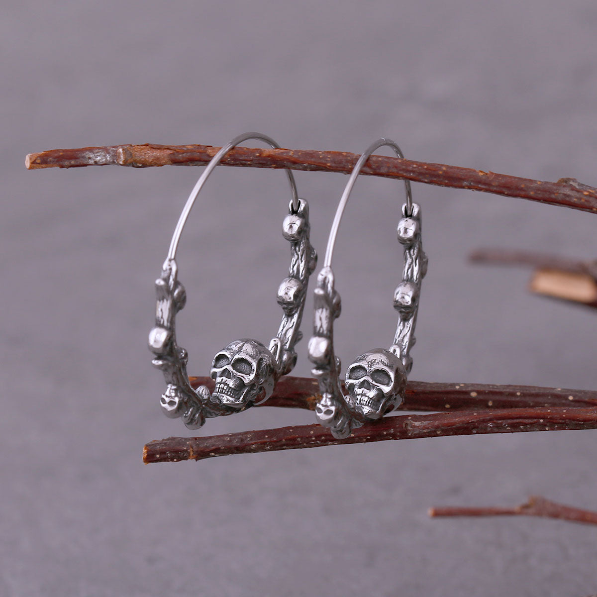 Gothic Skull Hoop Earrings – Vintage Punk Stainless Steel Hip Hop Jewelry Gift