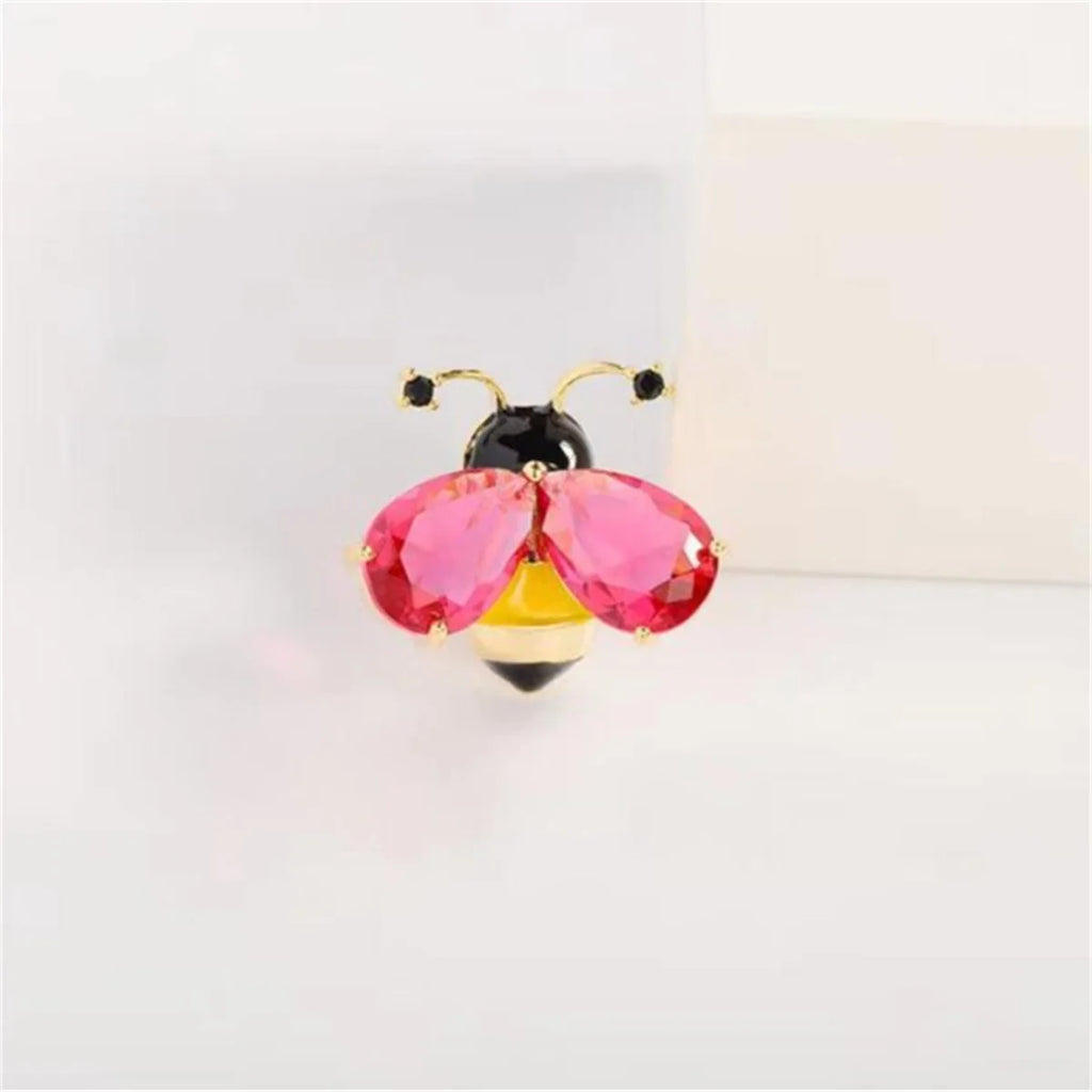 Elegant Bee Brooch – Fashion Jewelry Gift