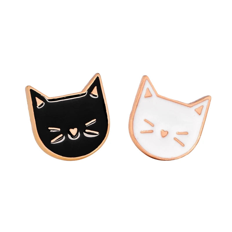2PCS Cute Cat Pins – Friendship Black & White Kitten Brooches